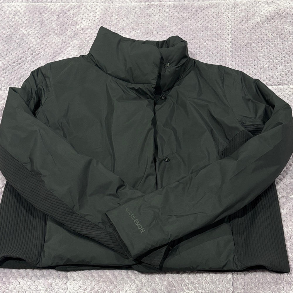 NWOT lululemon athletica Sleek City Jacket
